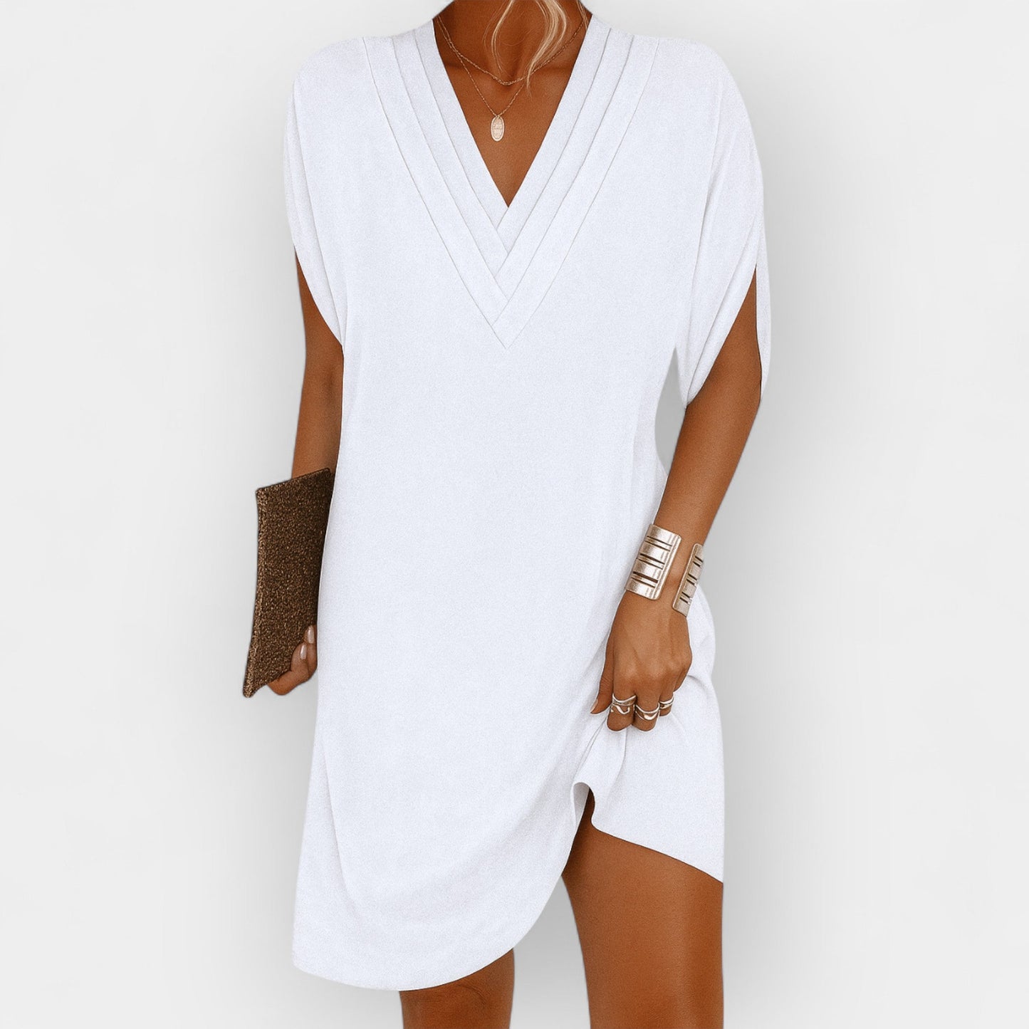 Elegant Dress to Accentuate the Silhouette