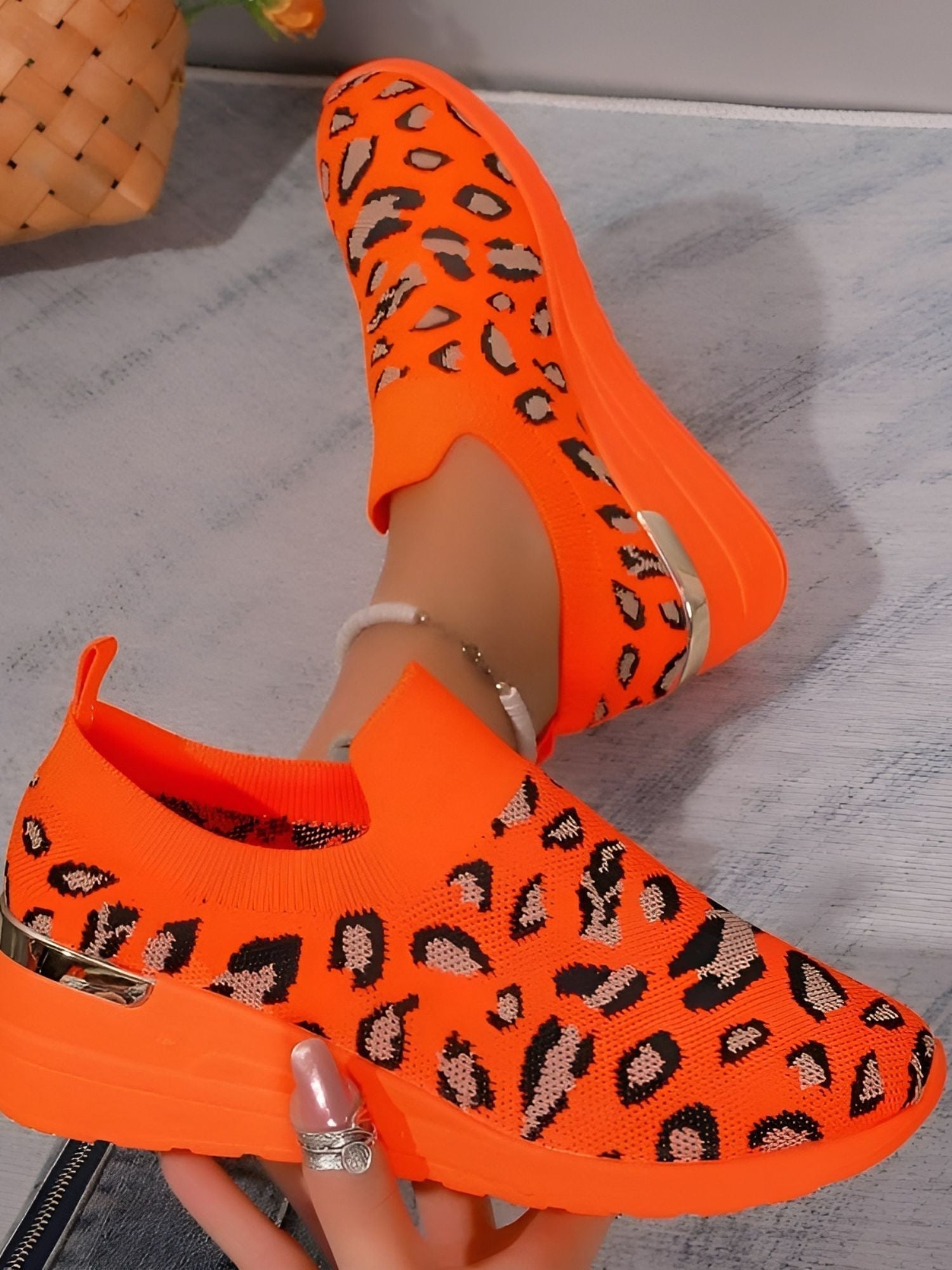 Orange (Leopard) / 14