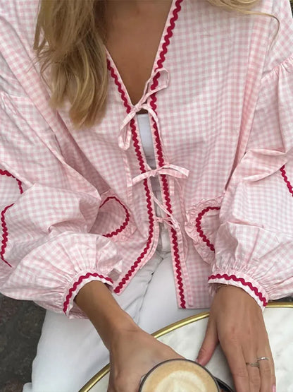 Isabelle – blouse élégante en forme de cœur
